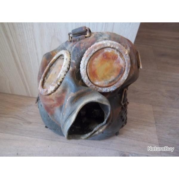 fouille dat� 1940 Normandie �quipement Allemand