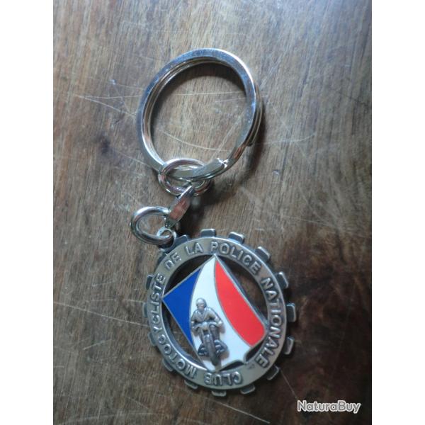 porte cl� �mail club motocycliste de la police nationale  / arthus bertrand