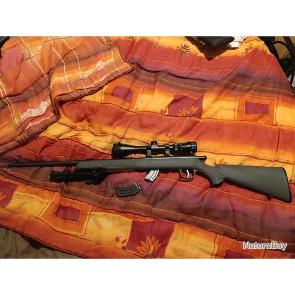 Savage Stevens 300 filet�e 22Lr avec lunette RTI 3-9x40 et bipieds