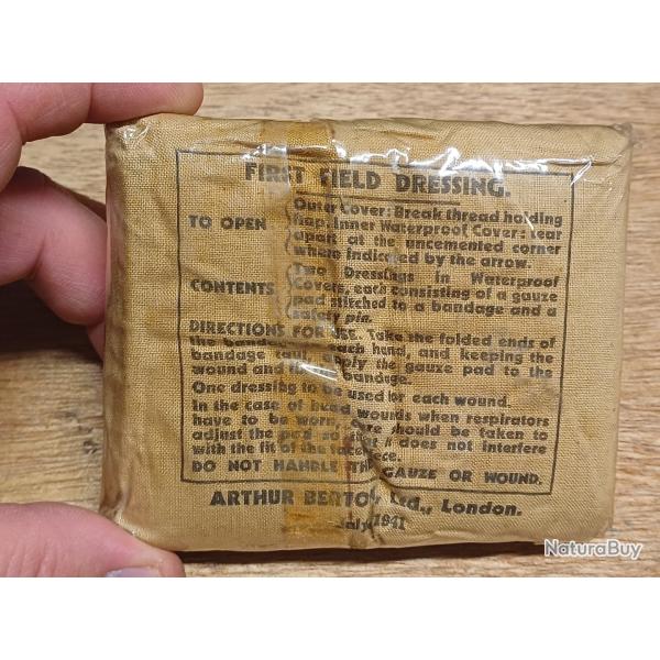 Pansements compresses militaires anglais WW2 - neuf sous blister - maquis