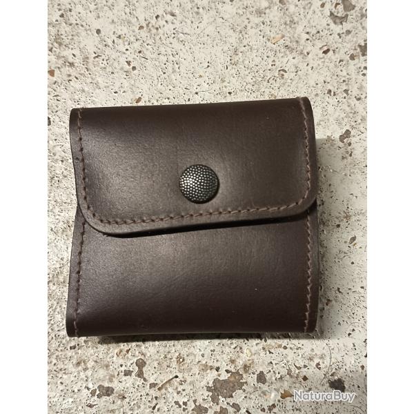 Cartouchi�re cuir (603)