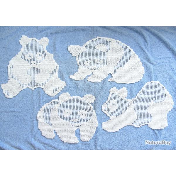 Lot de 4 Napperons Panda dentelle de crochet. D�coration textile, linge de table.