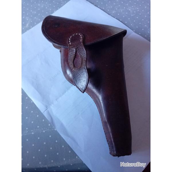 Etui pour revolver en cuir marron, probablement de fabrication britannique