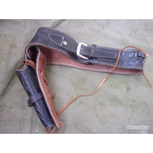 holster western avec ceinturon