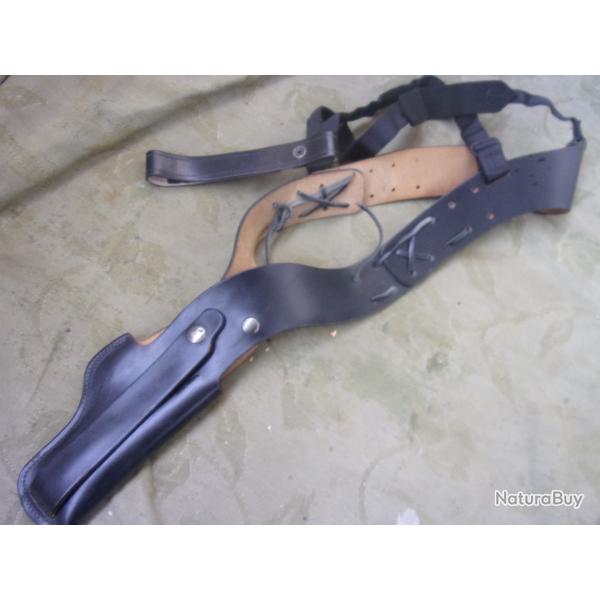 holster inside cuir noir