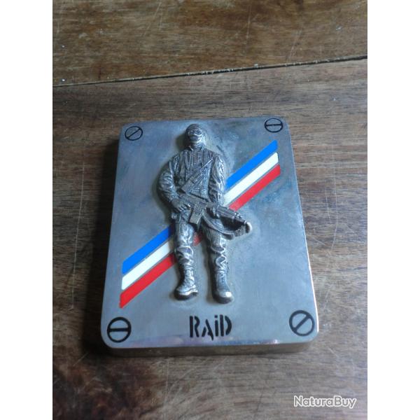 plaque support m�tal chrom� raid