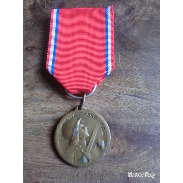 m�daille de verdun on ne passe pas / vernier