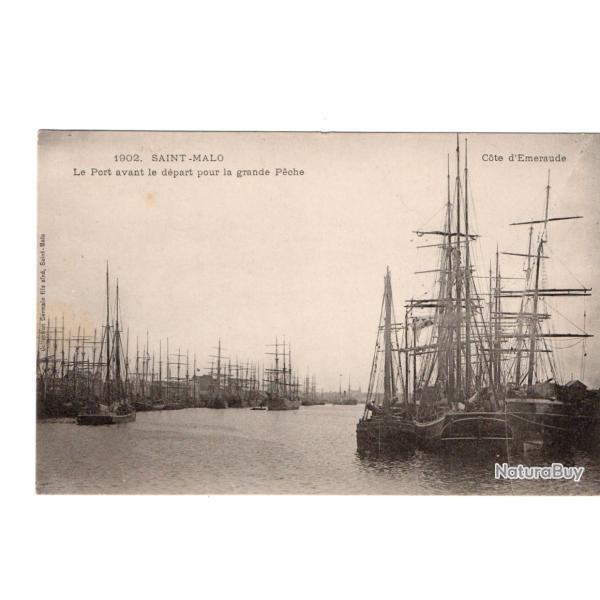 CPA - MARINE"SAINT . MALO - Le Port avant le d�part pour la grand p�che  N�068