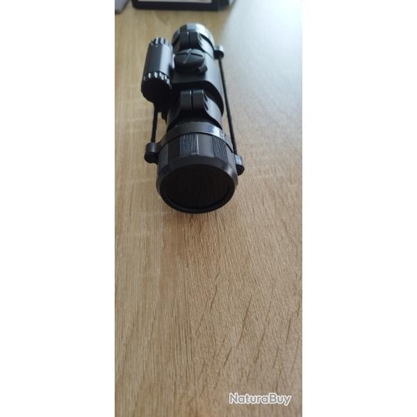 Aimpont 9000sc avec bargue fixation.