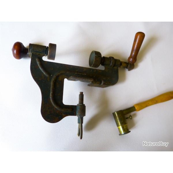 appareil  de  sertissage   cartouches  et dosette   pour  poudre  et plombs    pour collectioneur