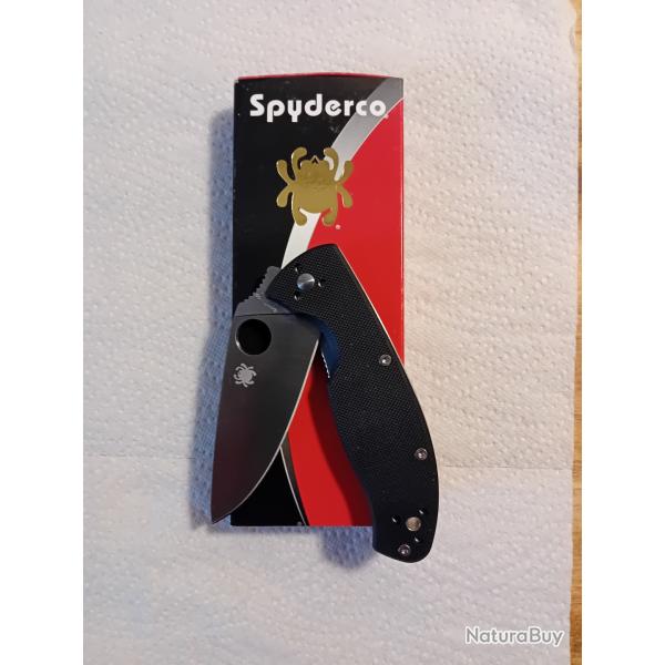 couteau pliant SPYDERCO Tenacious noir lame acier 8Cr13Mov