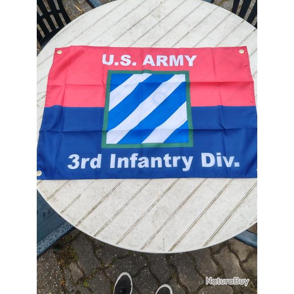 DRAPEAU DE LA 3 EME DIUS "THE ROCK OF THE MARNE"