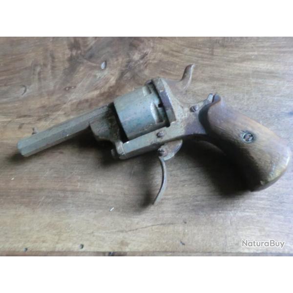 ancien pistolet a broche type le faucheux * N  E.L.G *  7 mm
