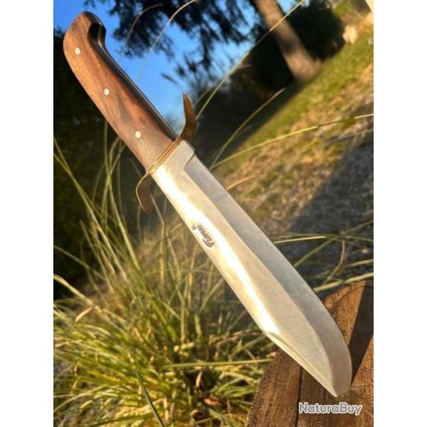 Imposant et robuste Couteau Bowie L�opard