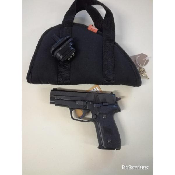 pistolet Sig Sauer P228 en calibre 9x19