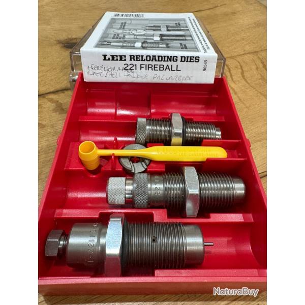 Jeux d'outils (3) Lee Precision Calibre 221 FIRFRALL (90549) + shell holder