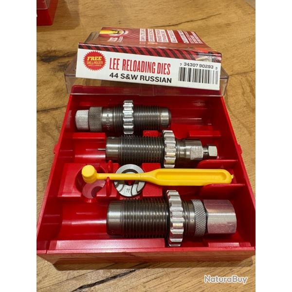 JEU D'OUTILS LEE 3 OUTILS 44 S&W RUSSIAN  ref 90293 avec shell holder