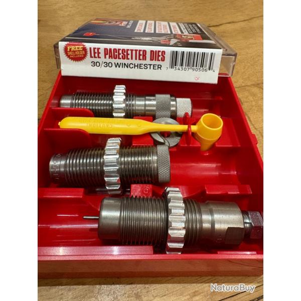 JEU D'OUTILS LEE 3 OUTILS 30/30 WINCHESTER ref 90506 avec shell holder