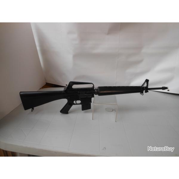 CARABINE SEMI AUTOMATIQUE ARMI JAEGER AP 74 CALIBRE 22 LR