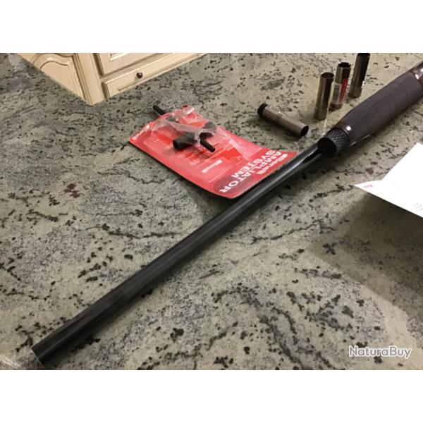 Plaque de couche en polytherane change. Arme en excellent tat. Comme neuve.Tiree 06 coups.