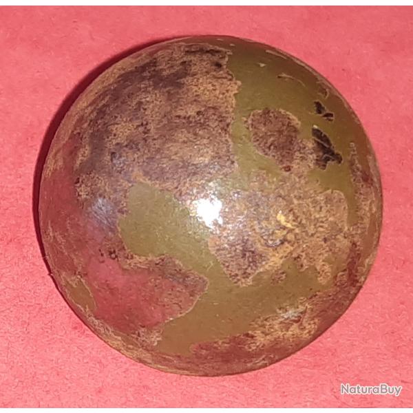 Bouton uniforme Militaire, demie boule,�20�, inscription au dos H.J PARIS�.