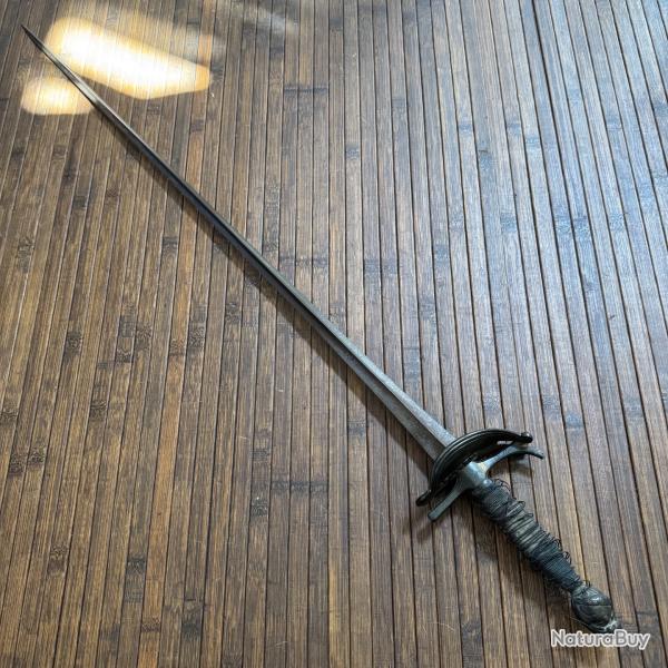 �P�E D'OFFICIER POMMEAU AU CASQUE EMPANACH� LAME DE SOLINGEN GRAV�E