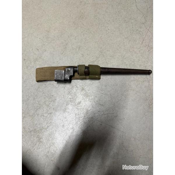 BAIONNETTE ANGLAISE TYPE CLOU COMPLETE AVEC FOURREAU ET PORTE FOURREAU 1944