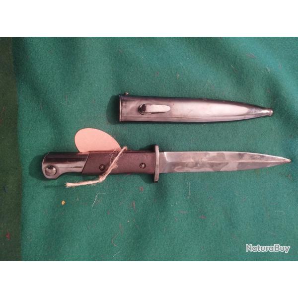 Bayonnette Portuguaise pour   le pistolet mitrailleur FBP M/948