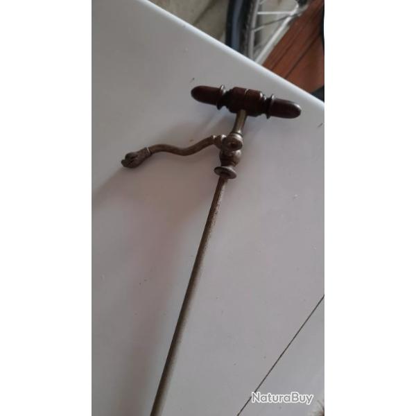 ANCIENNE TIREUSE POMPE A CHAMPAGE