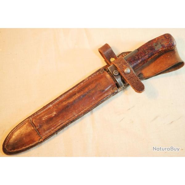 Tch�coslovaquie - R�PUBLIQUE TCH�QUE -� Baionnette VZ57 pour carabine VZ58 Tch�que ref EBR24AUT002