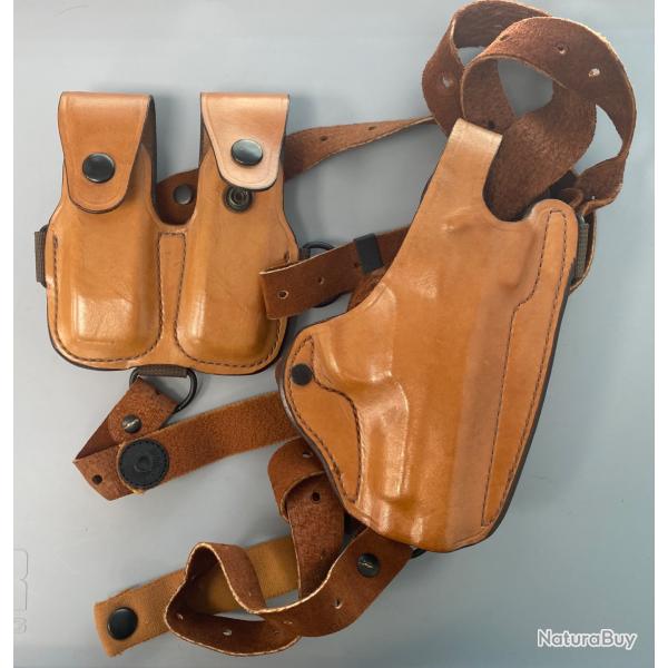 Vintage et rare : holster cuir d'paule Bianchi pour droitier pour diffrents pistolets SMITH&WESSON