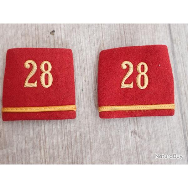 Lot de 2 passants d'�paule suisses N� 28 (sous lieutenant ?)