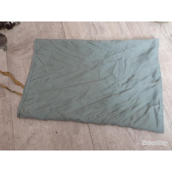 Sac en toile pour ranger chaussures ou autres ?.   Arm�e suisse. Soie ??