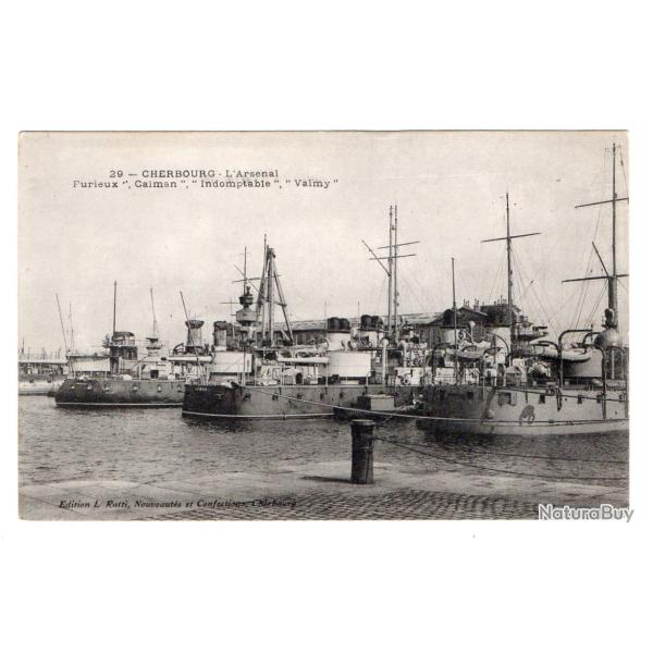 CPA - MARINE Militaire  -CHERBOURG " L'Arsenal " Furieux " Caiman " Indomptable " Valmy  N�055