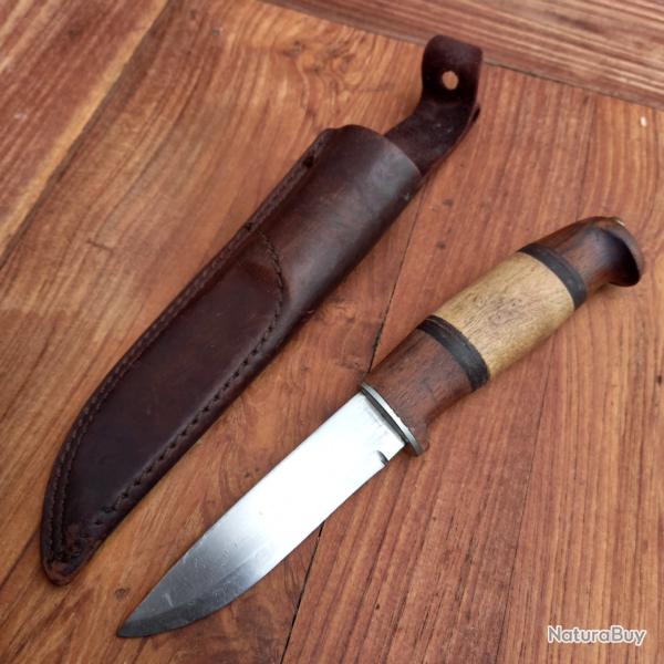 Joli Couteau PUUKKO avec Fourreau en cuir Manche en Bois