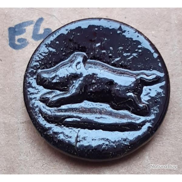 Bouton de chasse, Sanglier, M.F.B.P.  GRENOBLE , �23, acier. Noir, Lot E4