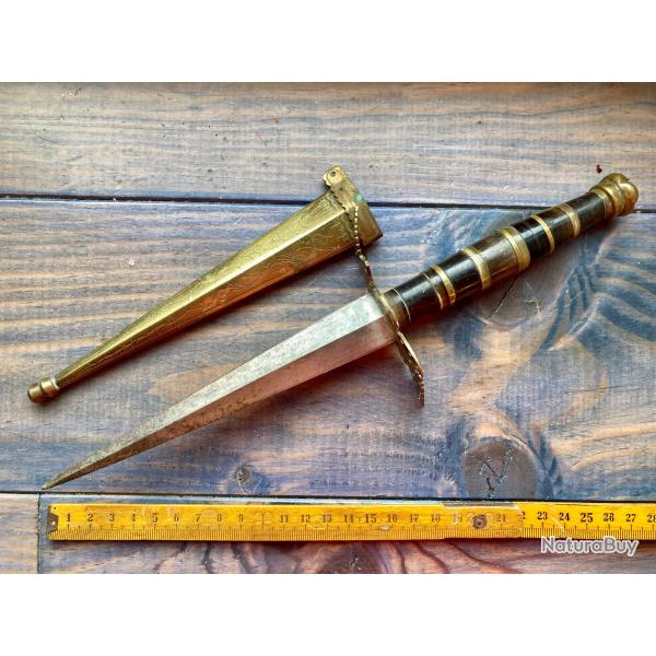 ANCIENNE DAGUE STYLET POIGNARD ESPAGNOL CANARIES(??) ROND DE CORNE TALON&GARDE  LAITON