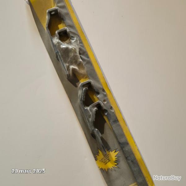 barre de scurit pour volets Mermier , avec gabarit de pose au dos