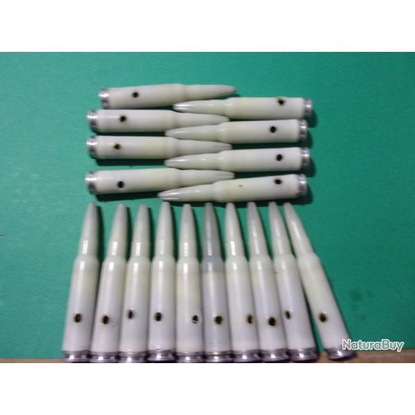 Boite d'origine avec 18 munitions 7,5x54 MAS SFM  blanc, tui plastic blanc, neutralise