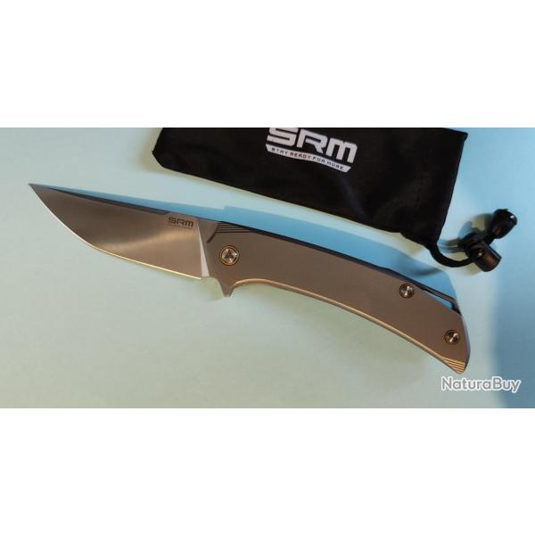 SRM ASIKA , ( Big version ) ,Titane ,154 cm , framelock/flipper  , lame 10 cm , 22.6 cm .