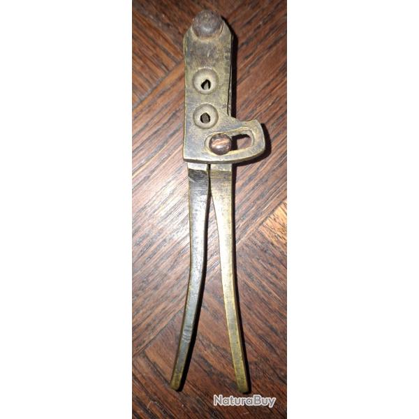 Moule a balle tout en Laiton  calibre 35/36 voir descriptif