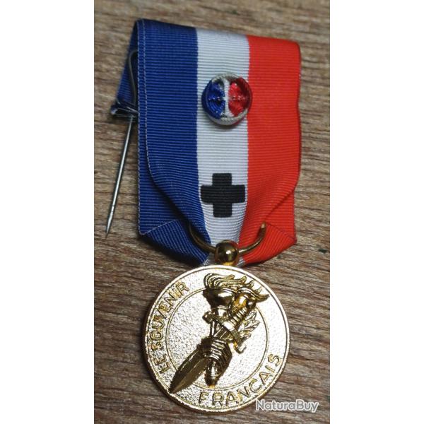M�daille du Souvenir Fran�ais - 3eme type - 3eme classe - VERMEIL - RARE