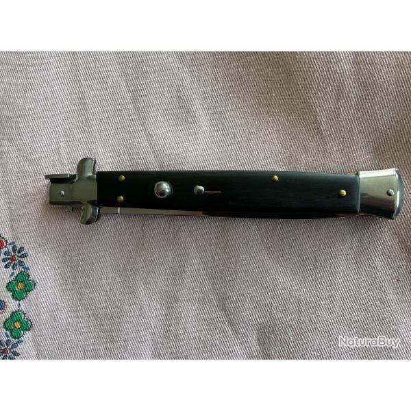 Couteau pliant en corne