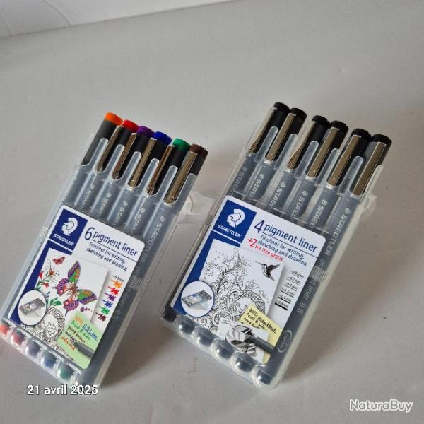 Lot de 12 feutres calibrs de qualit Staedtler Lumocolor permanent noir et en couleur