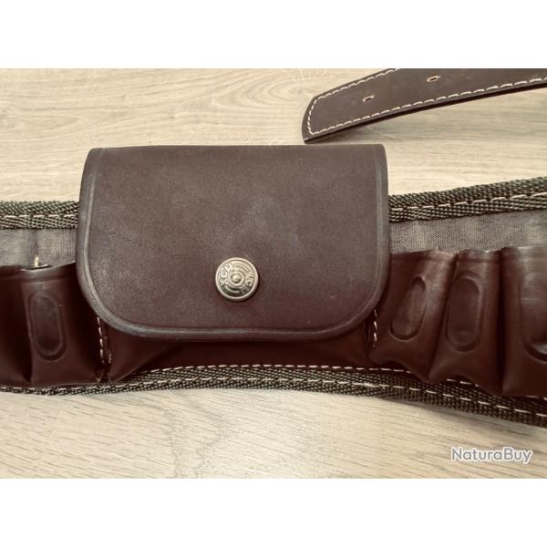 Cartouchire En Cuir X C H