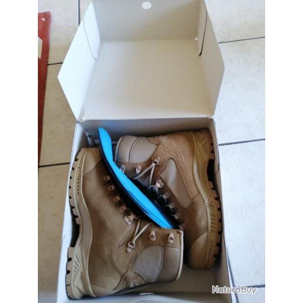 Chaussure de randonn�es