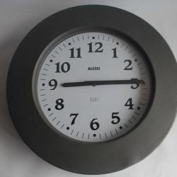 ALESSI Horloge murale Aldo Rossi