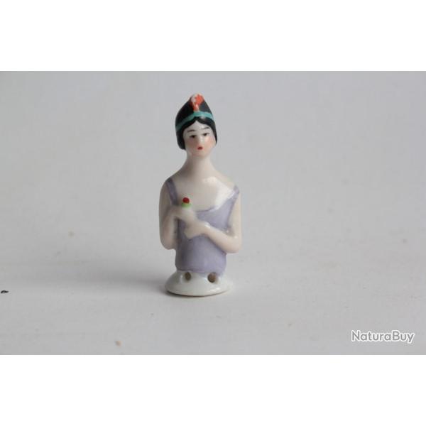 Demi figurine porcelaine Femme Art D�co