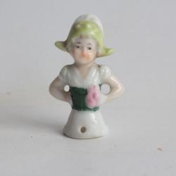 Demi figurine porcelaine Fillette Hollandaise
