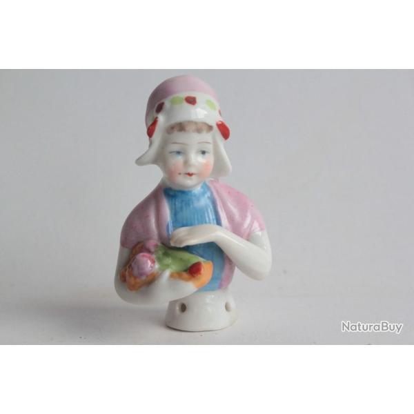 Demi figurine porcelaine Fillette Hollandaise